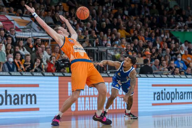 将进行的激 将进行的激